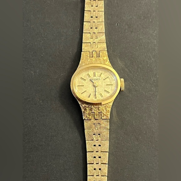 Seiko Accessories Vintage Ladies Seiko Hand Wind Mechanical Watch